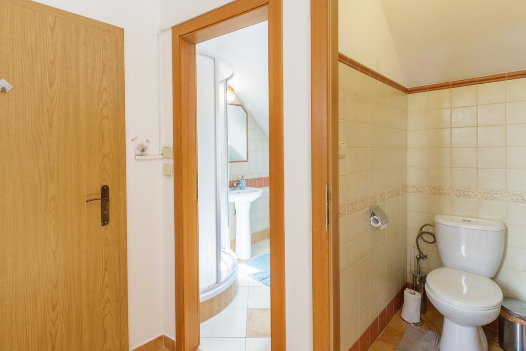 Old Town Charles Apartments Ceske Budejovice Ngoại thất bức ảnh